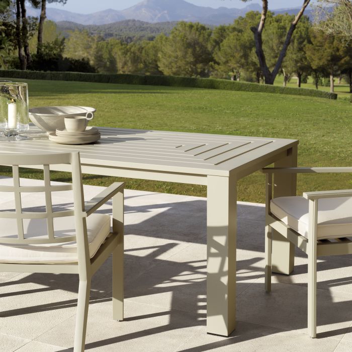 Outdoor Dining Table Vistamar sand