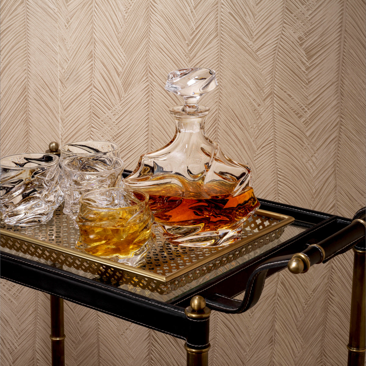 Vintage Bar Cart Princess | Eichholtzmh.com