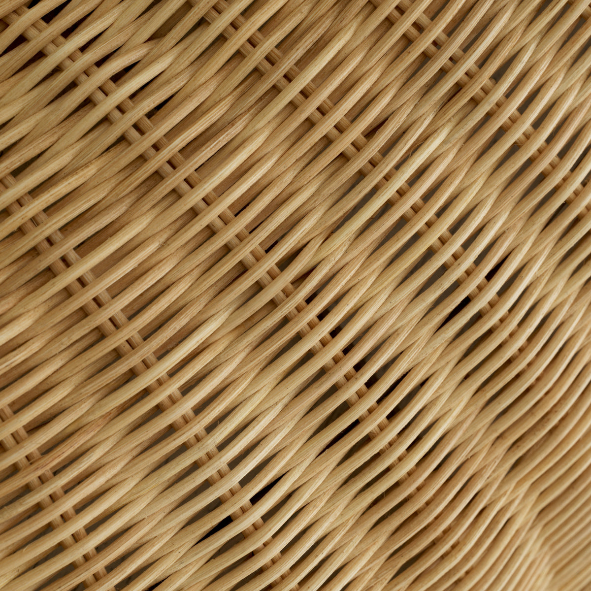 Round Handwoven Rattan Mirror Idora | Eichholtzmh.com