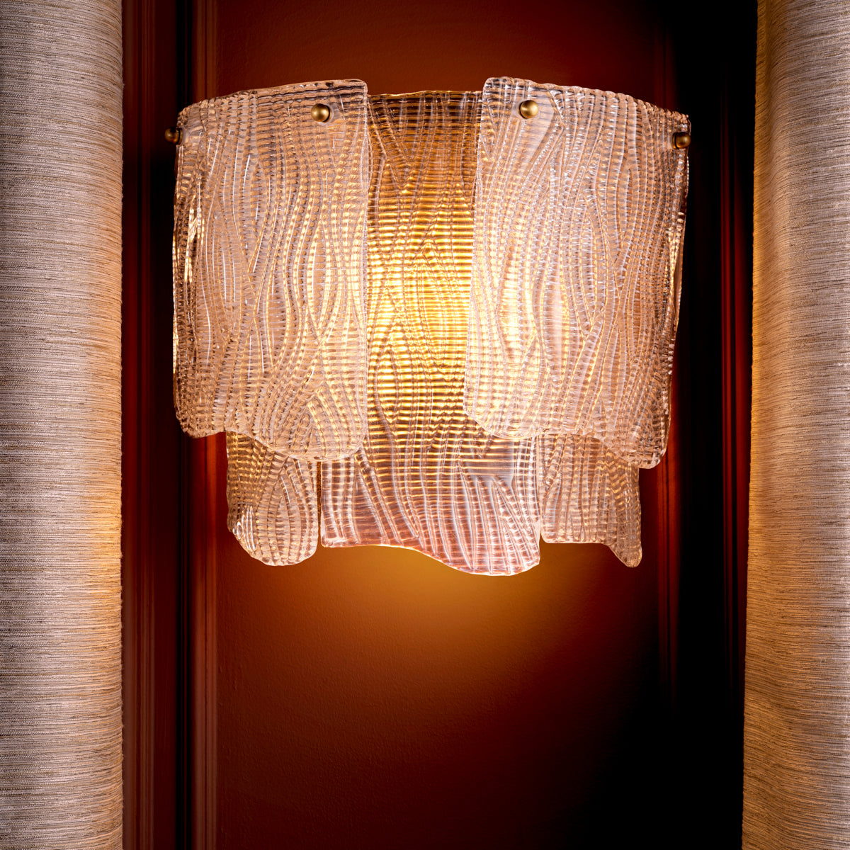 Textured Glass Layered Wall Lamp Asinara