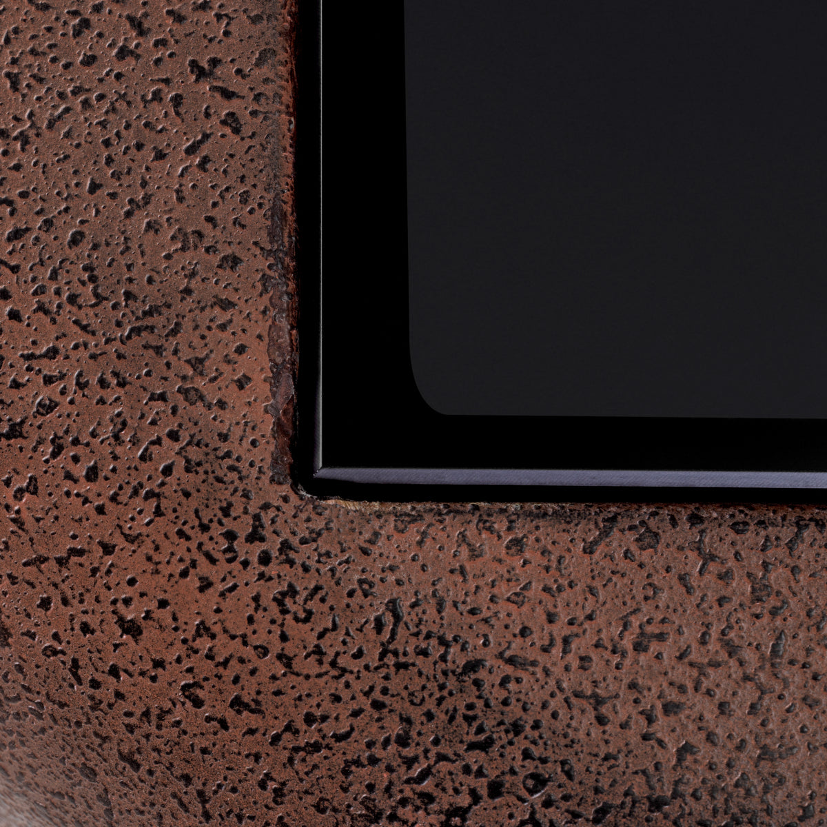 Oxidized Aluminum Side Table Quentin | Eichholtzmh.com