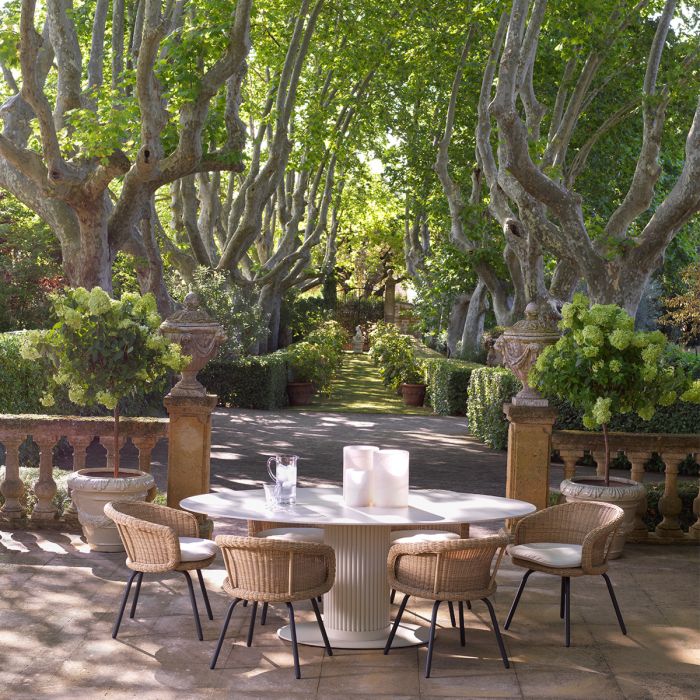 Outdoor Dining Table Volterra Oval sand finish cream ceramic