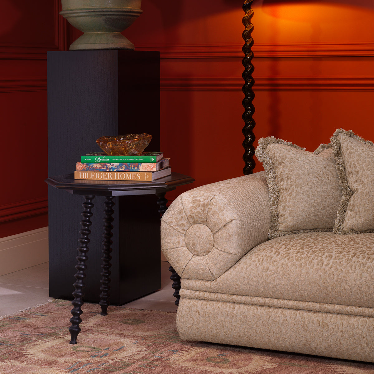 Black Mahogany Side Table Laredo | Eichholtzmh.com