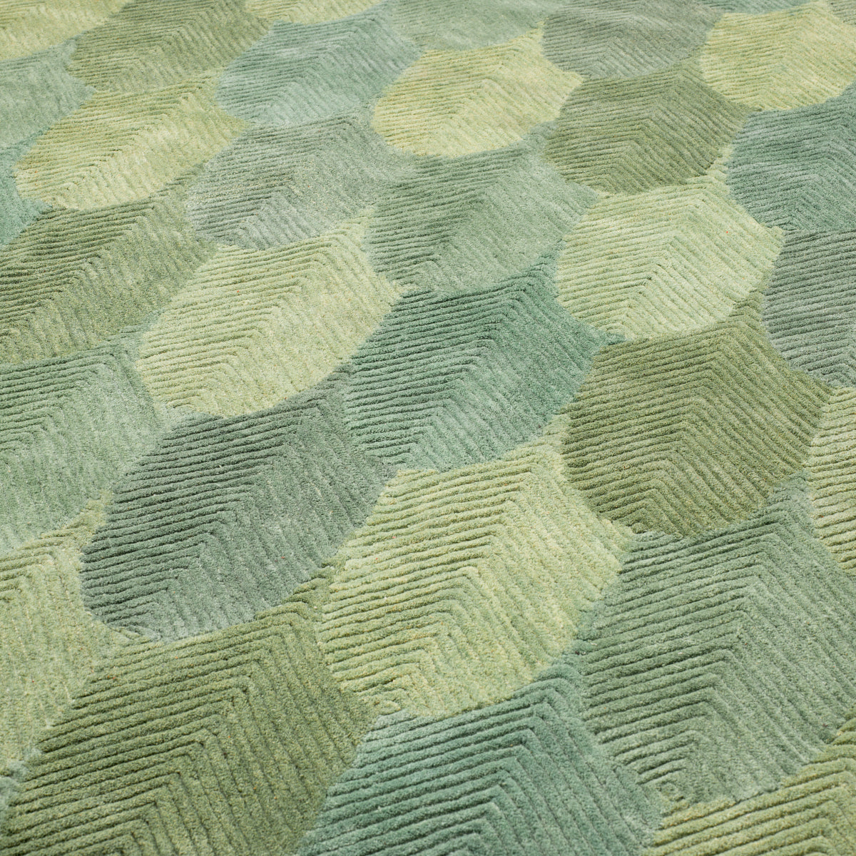 Green Wool Carpet 6'5' x 10' Mayfield