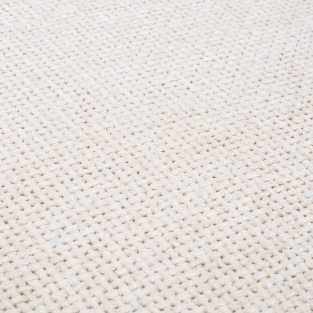 Off-White Classic Sofa Cabrera | Eichholtzmh.com