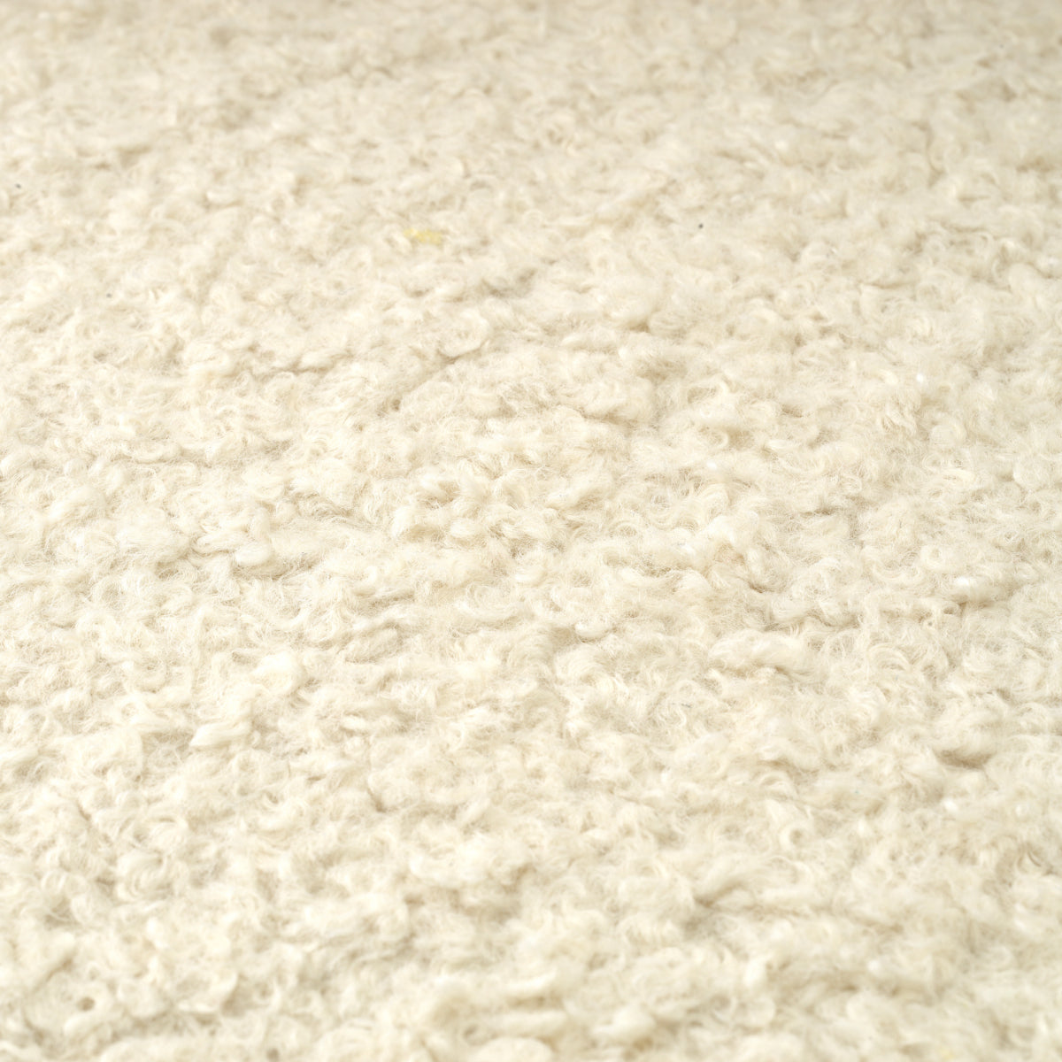 White Flower Design Swivel Chair Mello