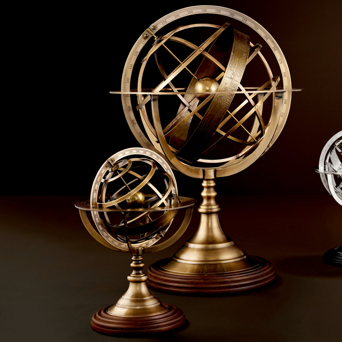 Antique Brass Globe L | Eichholtzmh.com