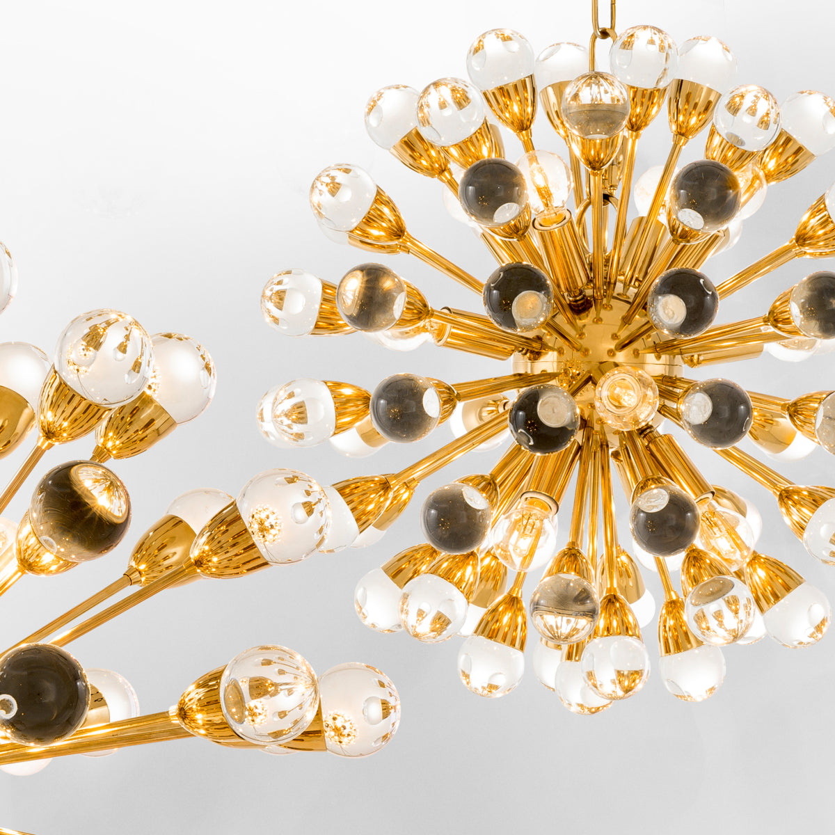 Brass Calypso Sputnik Chandelier Anto | Eichholtzmh.com