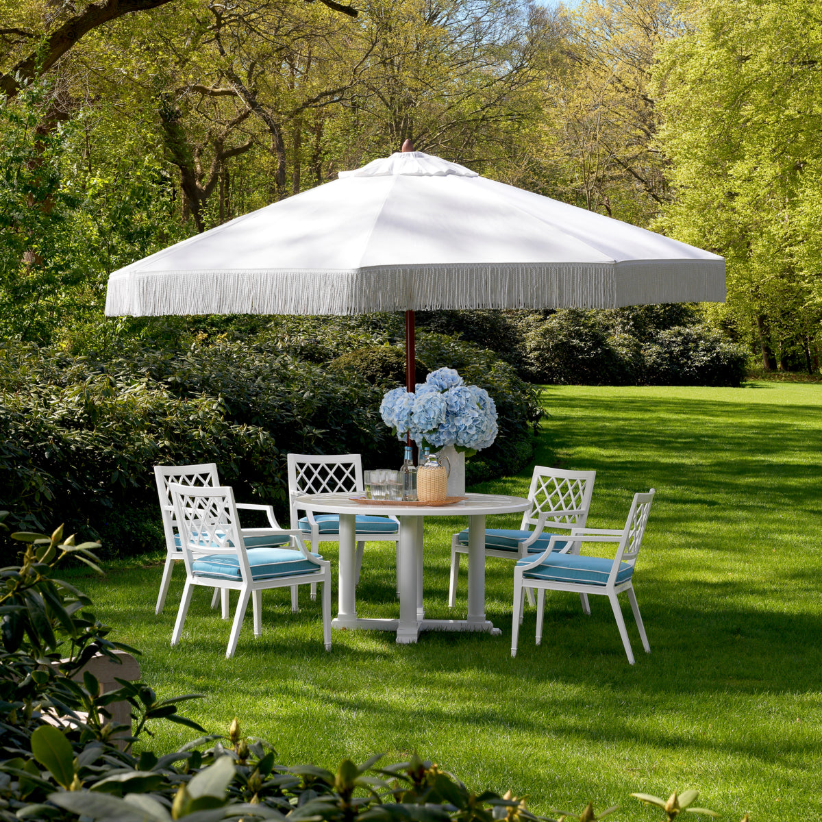 Outdoor Dining Table S Bell Rive | Eichholtzmh.com