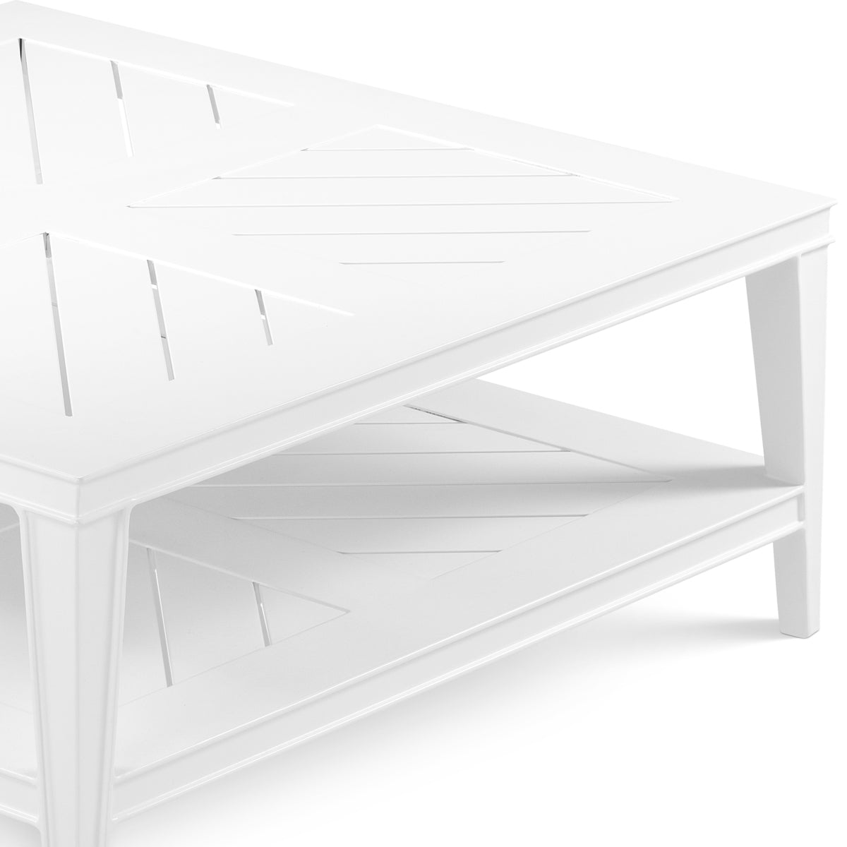 Square Outdoor Table Bell Rive | Eichholtzmh.com