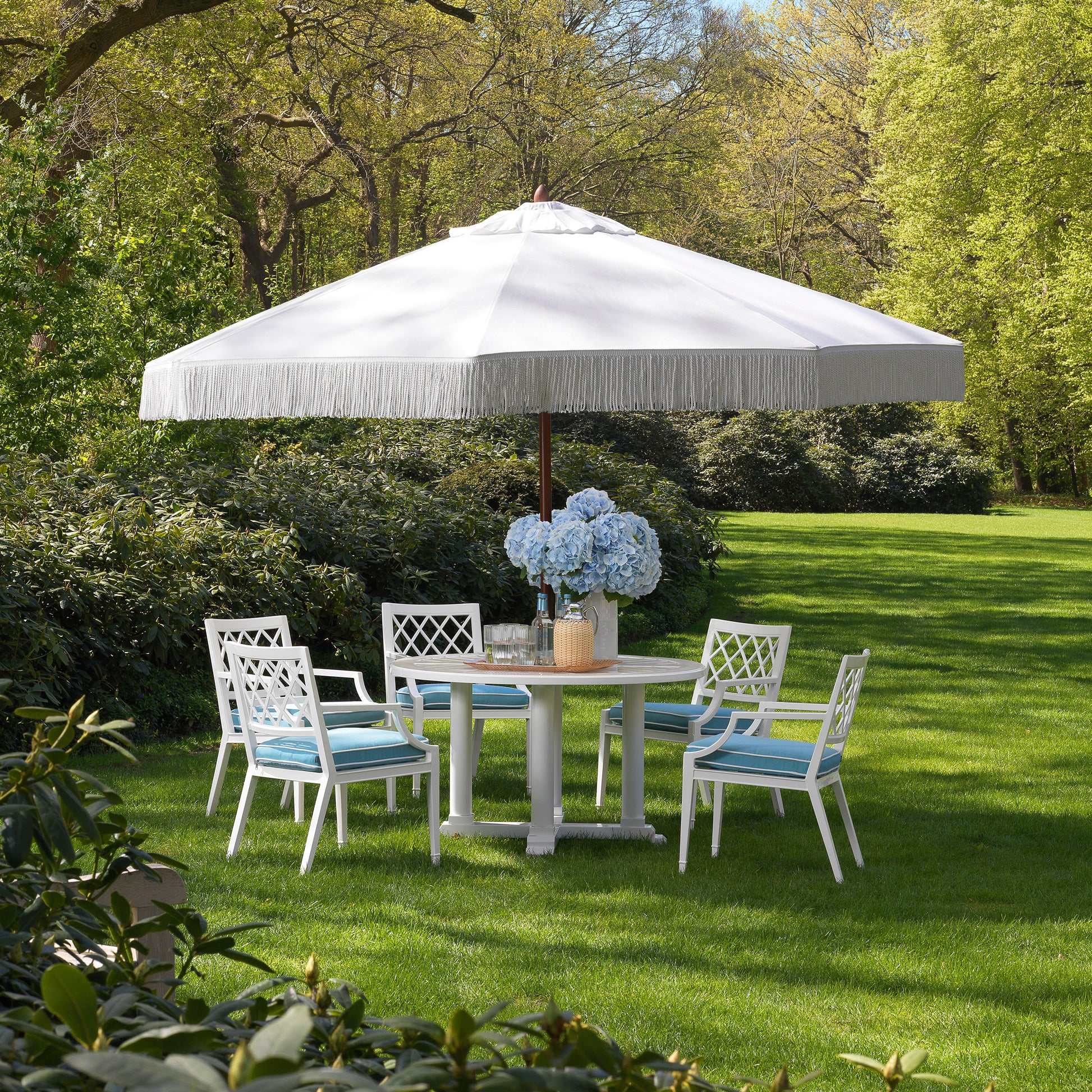Outdoor Dining Table S Bell Rive | Eichholtzmh.com