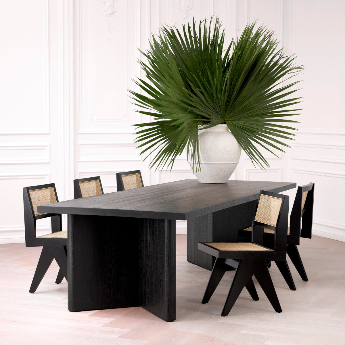 Wood Framed Dining Chair Niclas | Eichholtzmh.com 