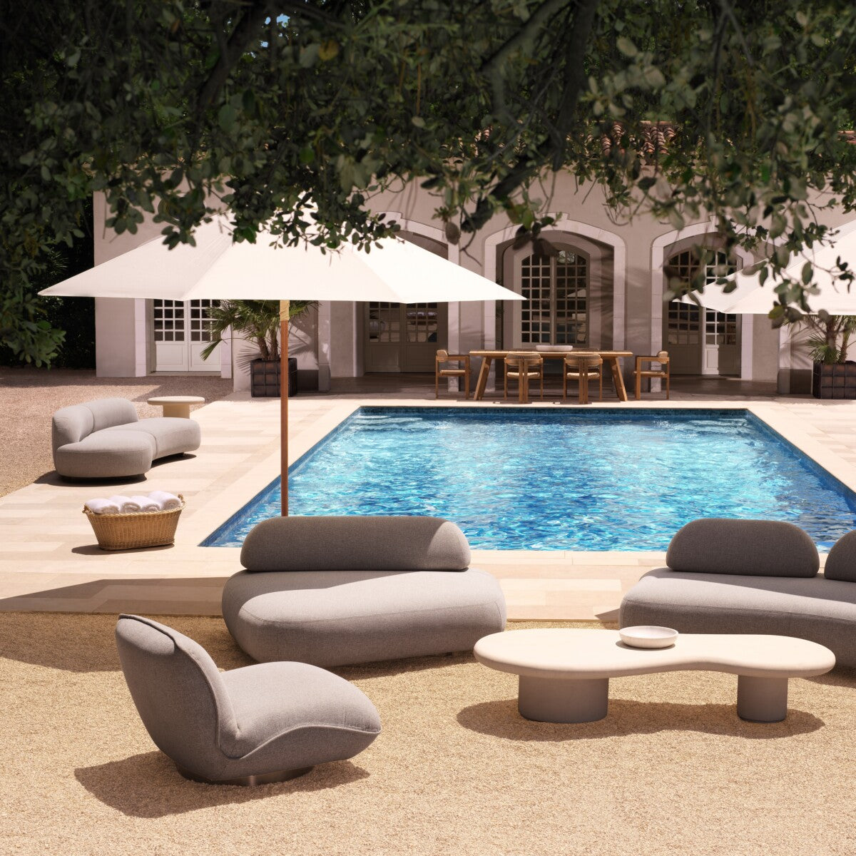 Outdoor Lounge Chair Relax | Eichholtzmh.com