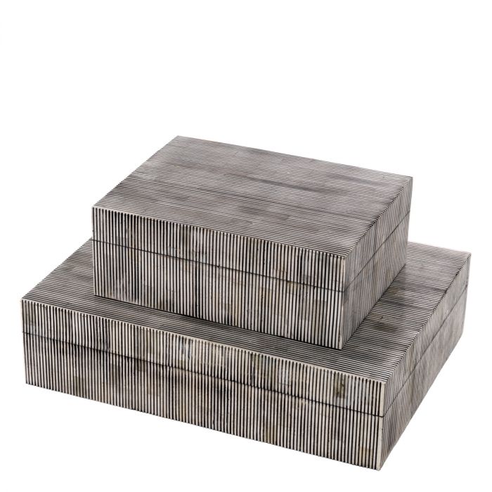 Box Lucille L black white
