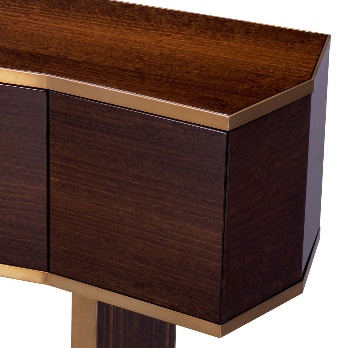 High-Gloss Wooden Dresser Xenon | Eichholtzmh.com