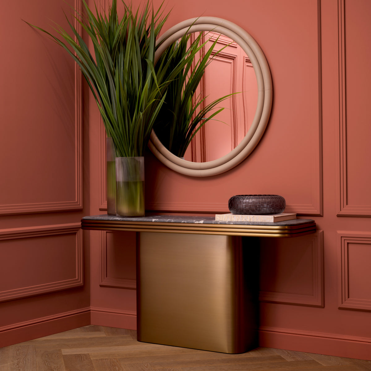 Leather Round Mirror Bastioni | Eichholtzmh.com