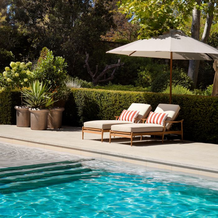 Outdoor Daybed Manzo natural teak flores off-white incl cushions