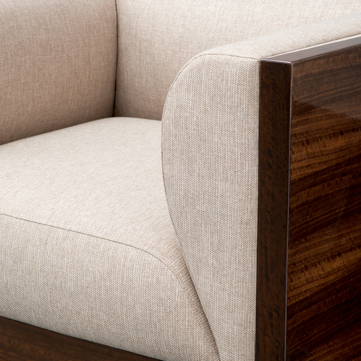Eucalyptus Veneer Swivel Chair Sebastian | Eichholtzmh.com