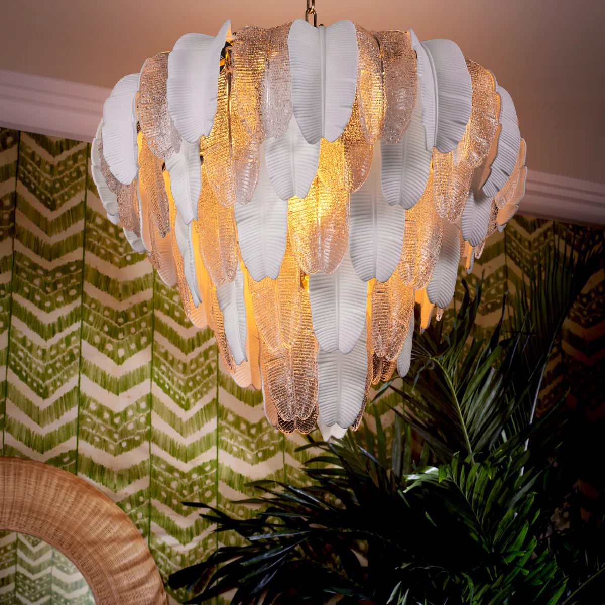 Glass Layered Chandelier Saint Lucia | Eichholtzmh.com