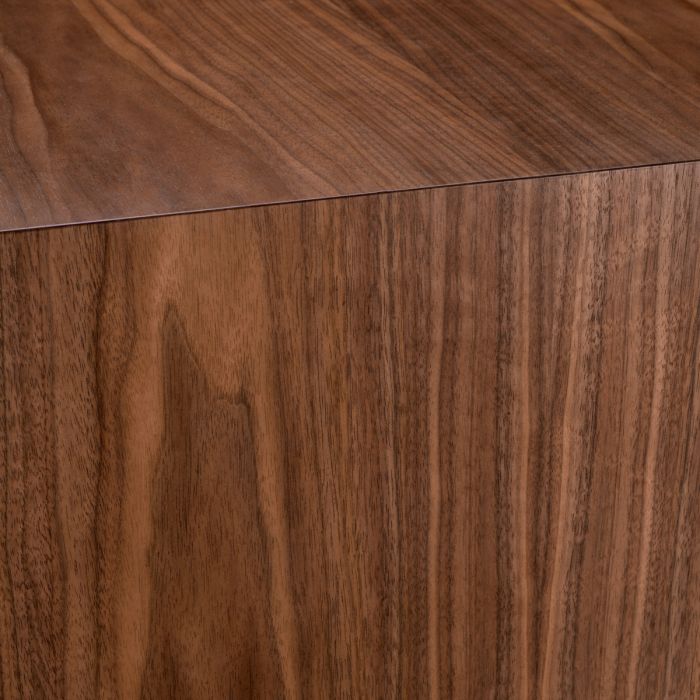 Dresser Charford walnut veneer