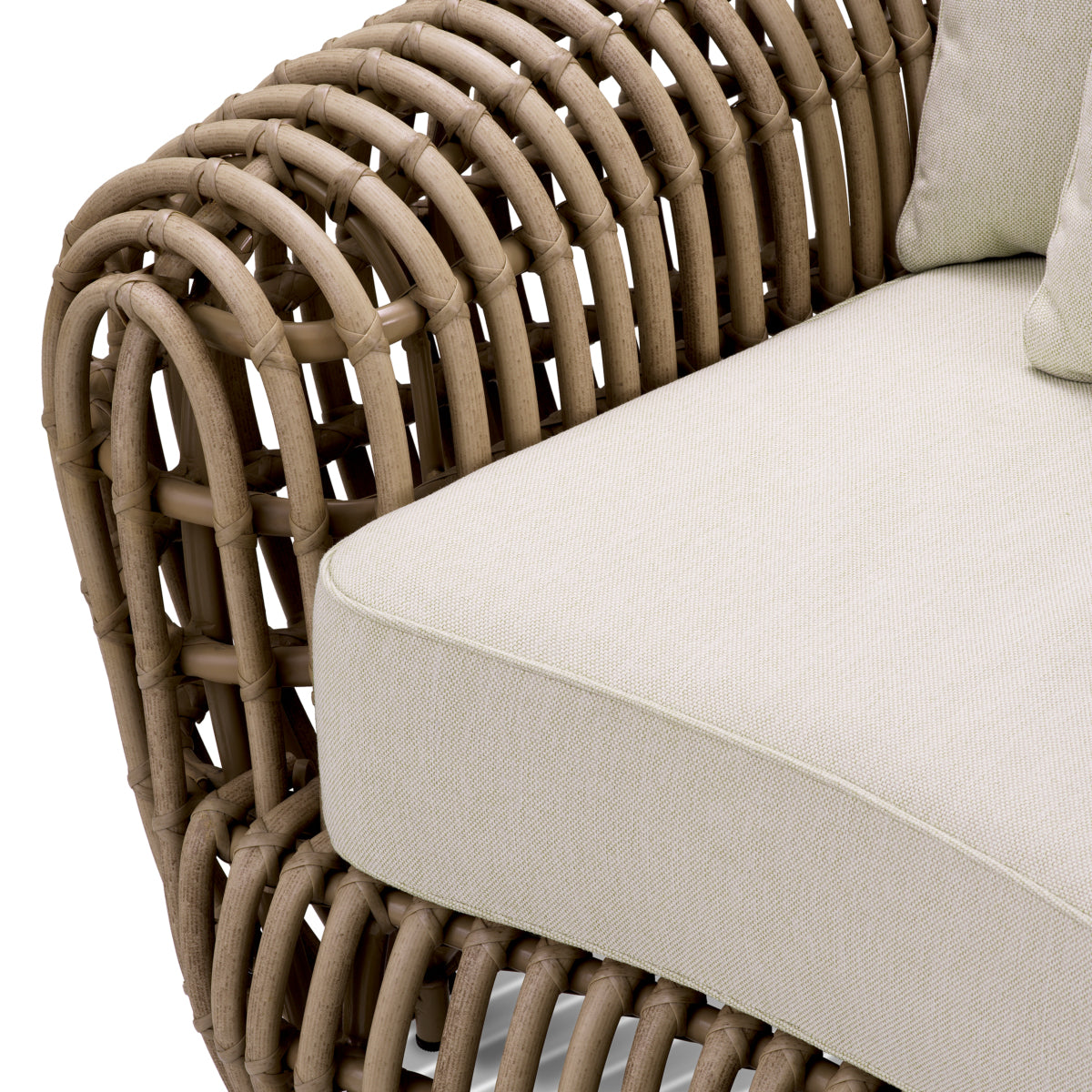 Cushioned Outdoor Lounge Chair Siderno | Eichholtzmh.com