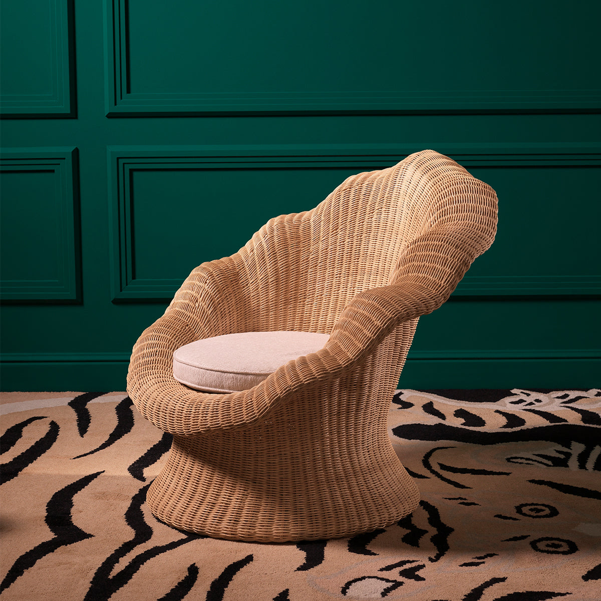 Rattan Weave Lounge Chair Somerly | Eichholtzmh.com