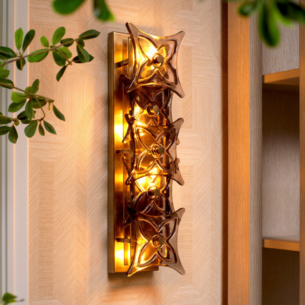 Floral Glass Wall Lamp Silvaris | Eichholtzmh.com