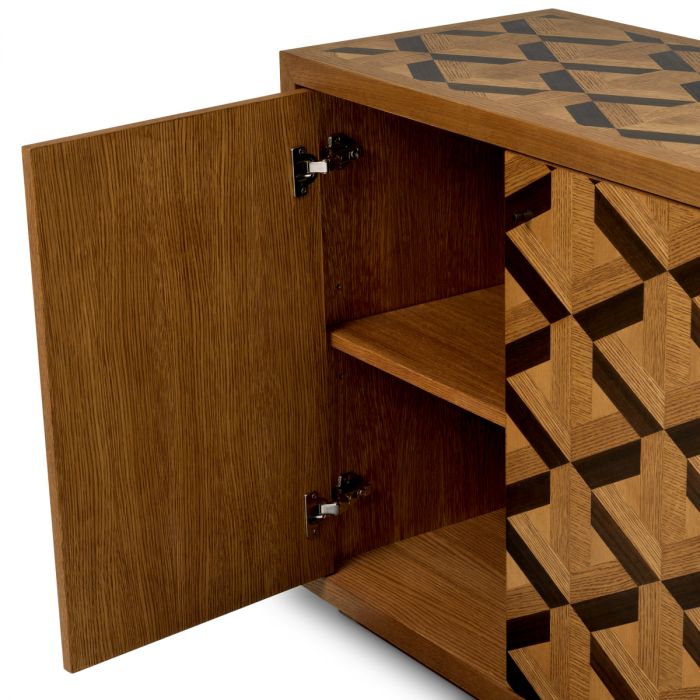 Dresser Rubicon oak veneer