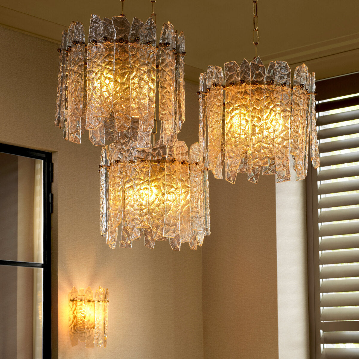 Faceted Glass Chandelier Prati | Eichholtzmh.com