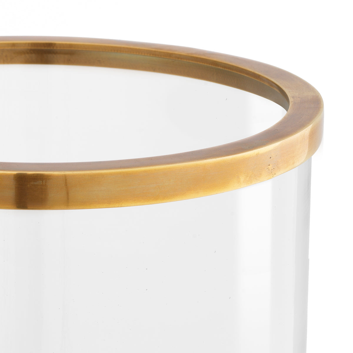 Webbed Vintage Brass Hurricane Dameron | Eichholtzmh.com
