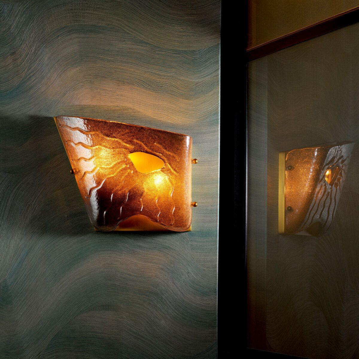 Glass Asymmetrical Wall Lamp Orlandis | Eichholtzmh.com