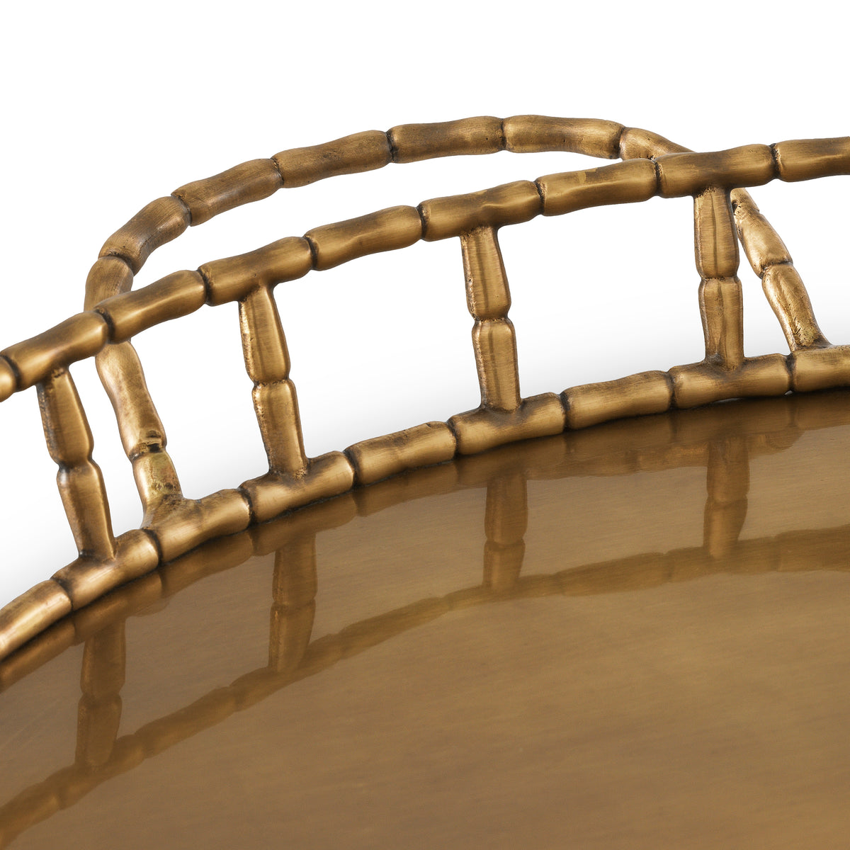 Round Vintage Brass Tray Fairgrove | Eichholtzmh.com