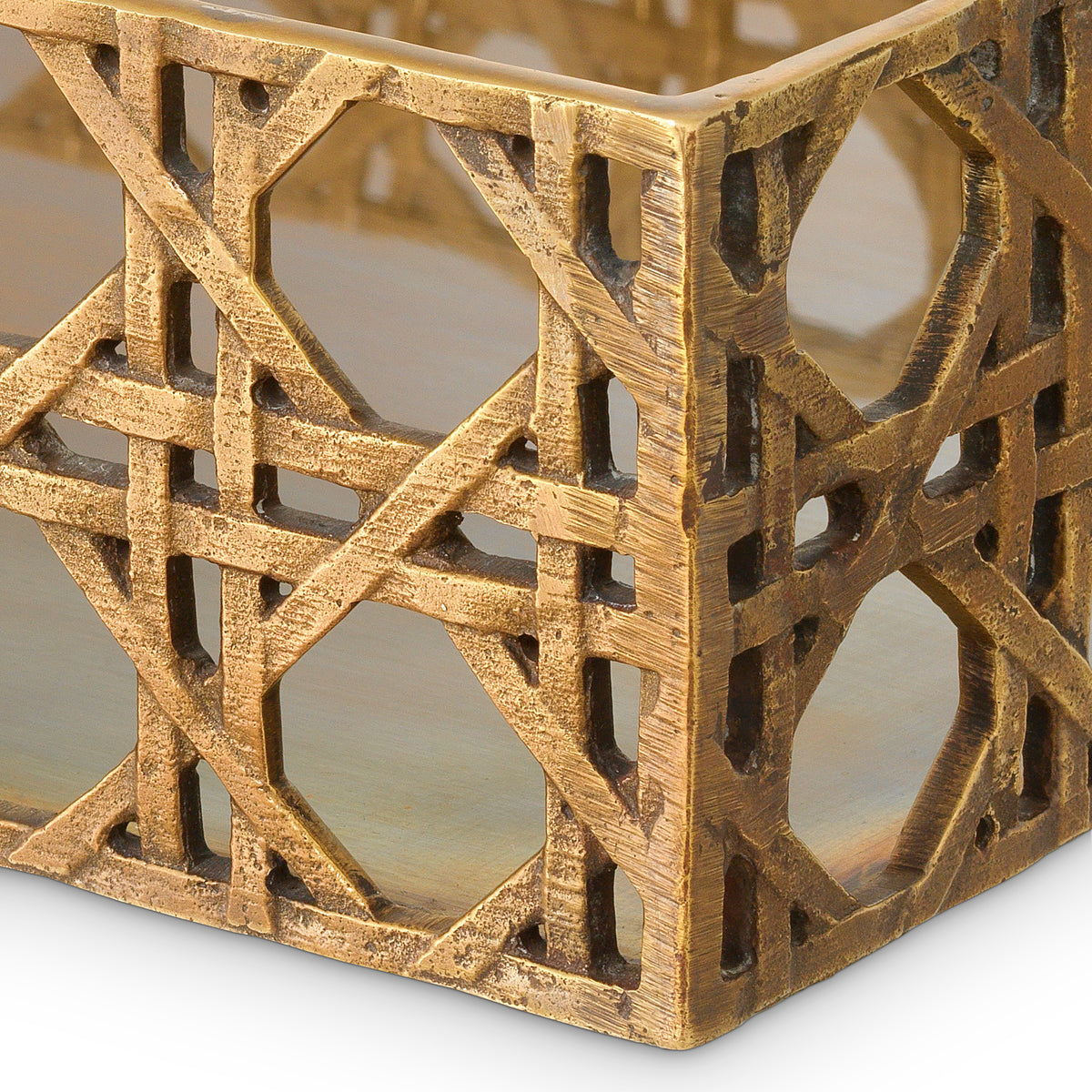 Webbed Vintage Brass Tray Dameron | Eichholtzmh.com