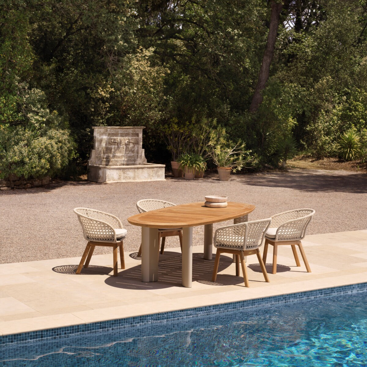 Outdoor Dining Table Free Form | Eichholtzmh.com 