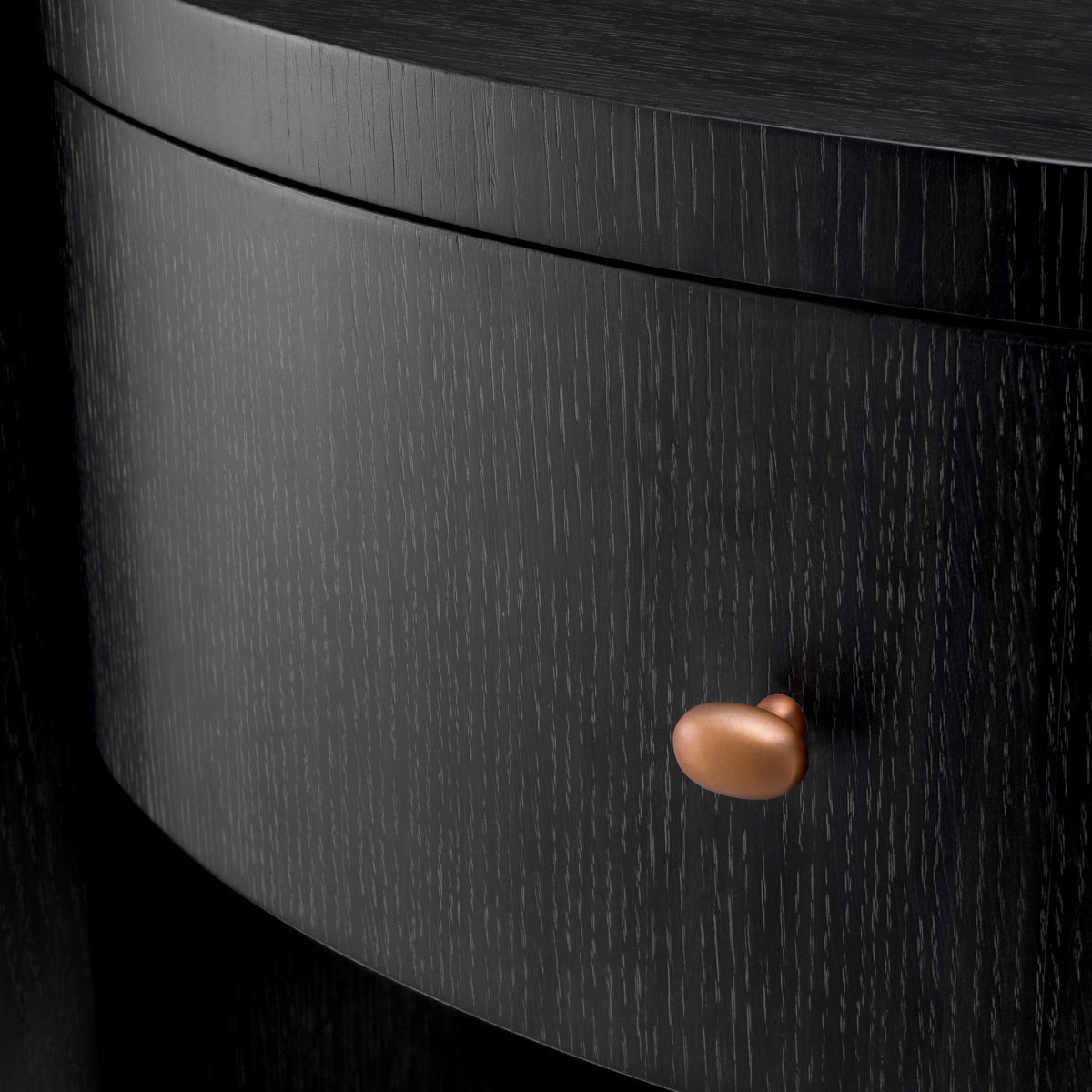 Oval Oak Nightstand Rosemberg | Eichholtzmh.com