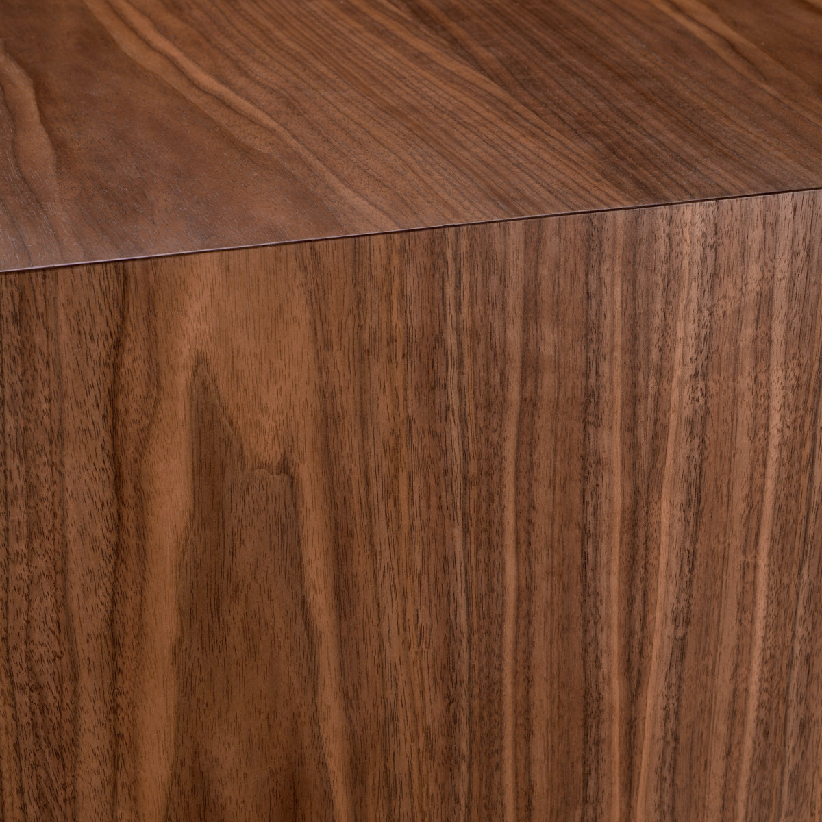 Walnut Veneer 4-Door Dresser Charford | Eichholtzmh.com