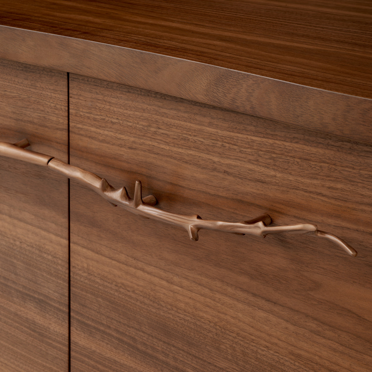 Walnut Veneer Cabinet Charford | Eichholtzmh.com