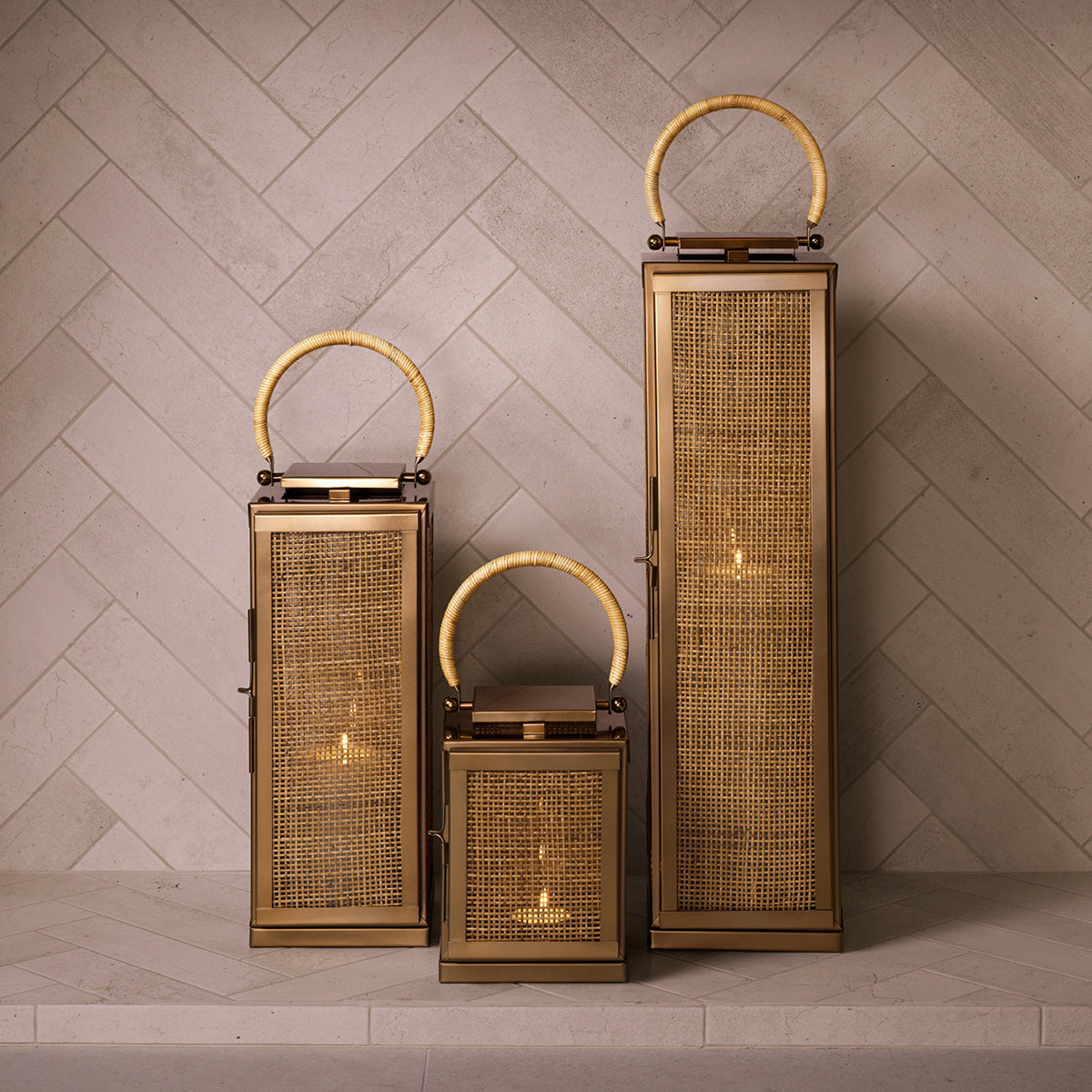 Rattan Weave Hurricane Georgian | Eichholtzmh.com