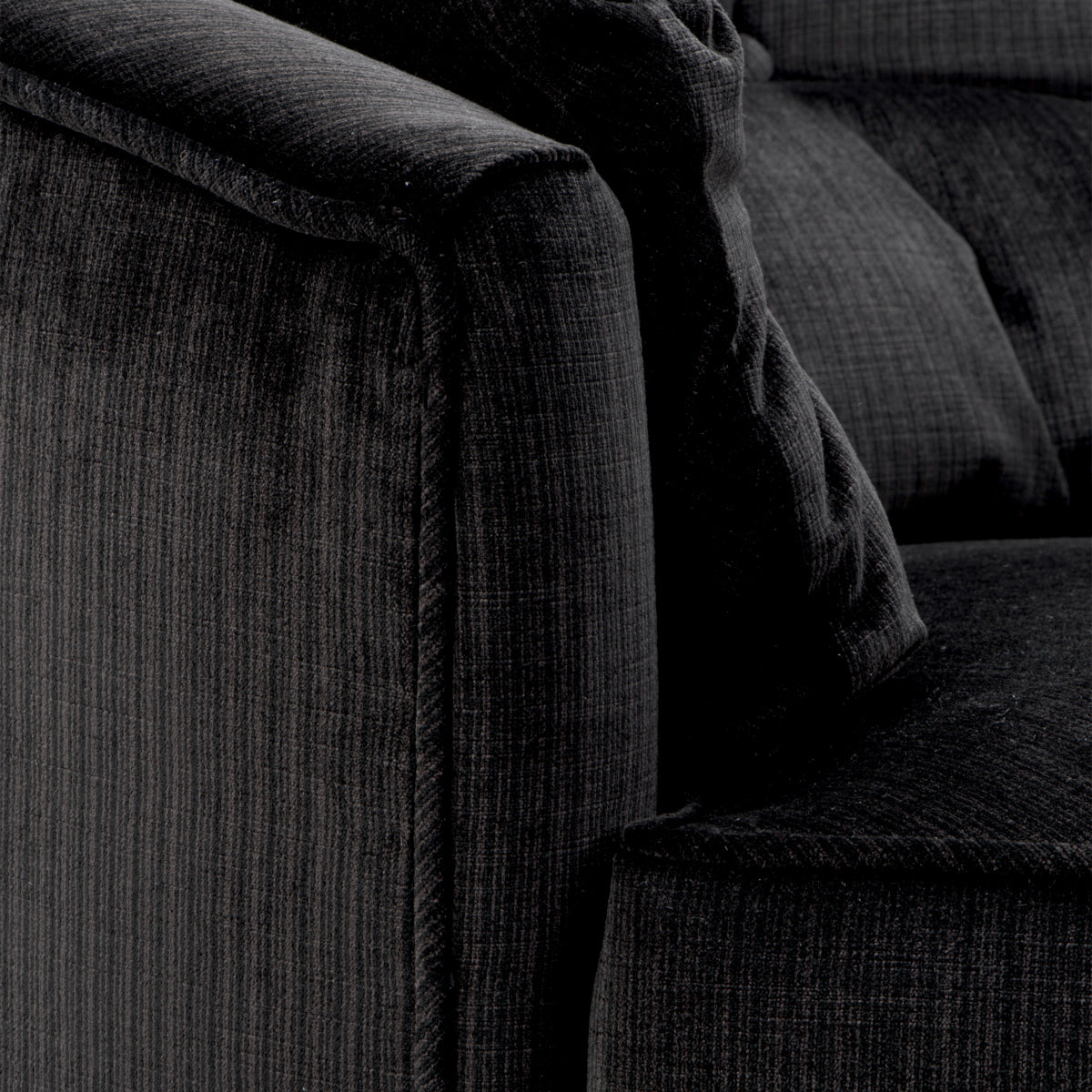 Black Velvet Swivel Chair Recla | Eichholtzmh.com
