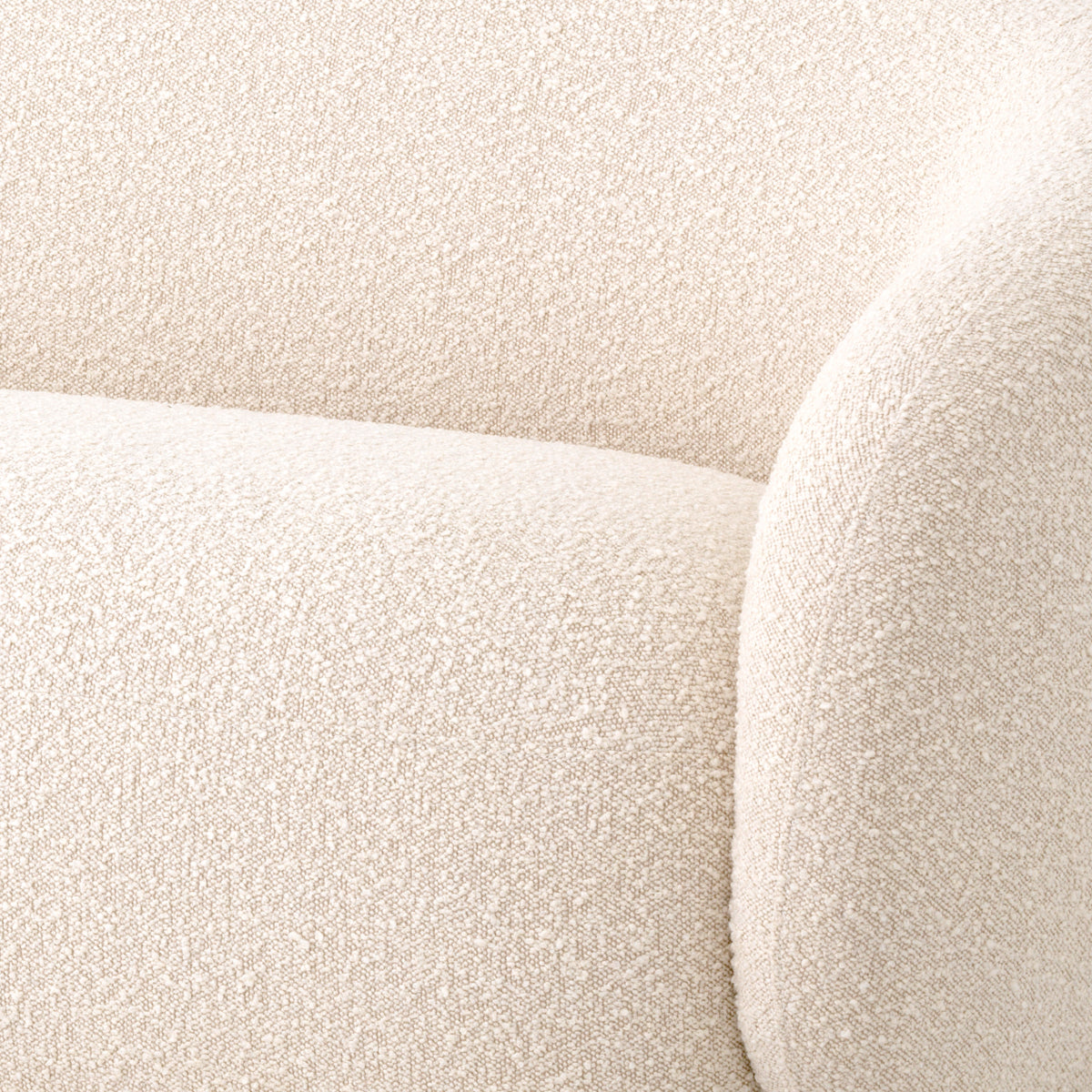 Curve Upholstered Sofa Brice | Eichholtzmh.com 