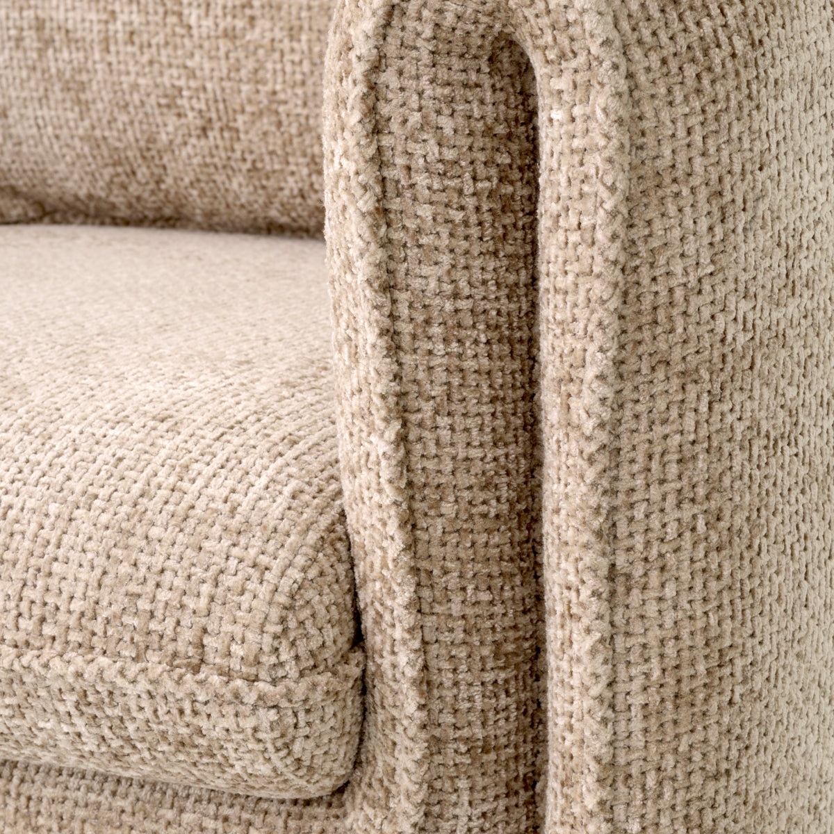 Sculptural Lounge Chair Toto | Eichholtzmh.com