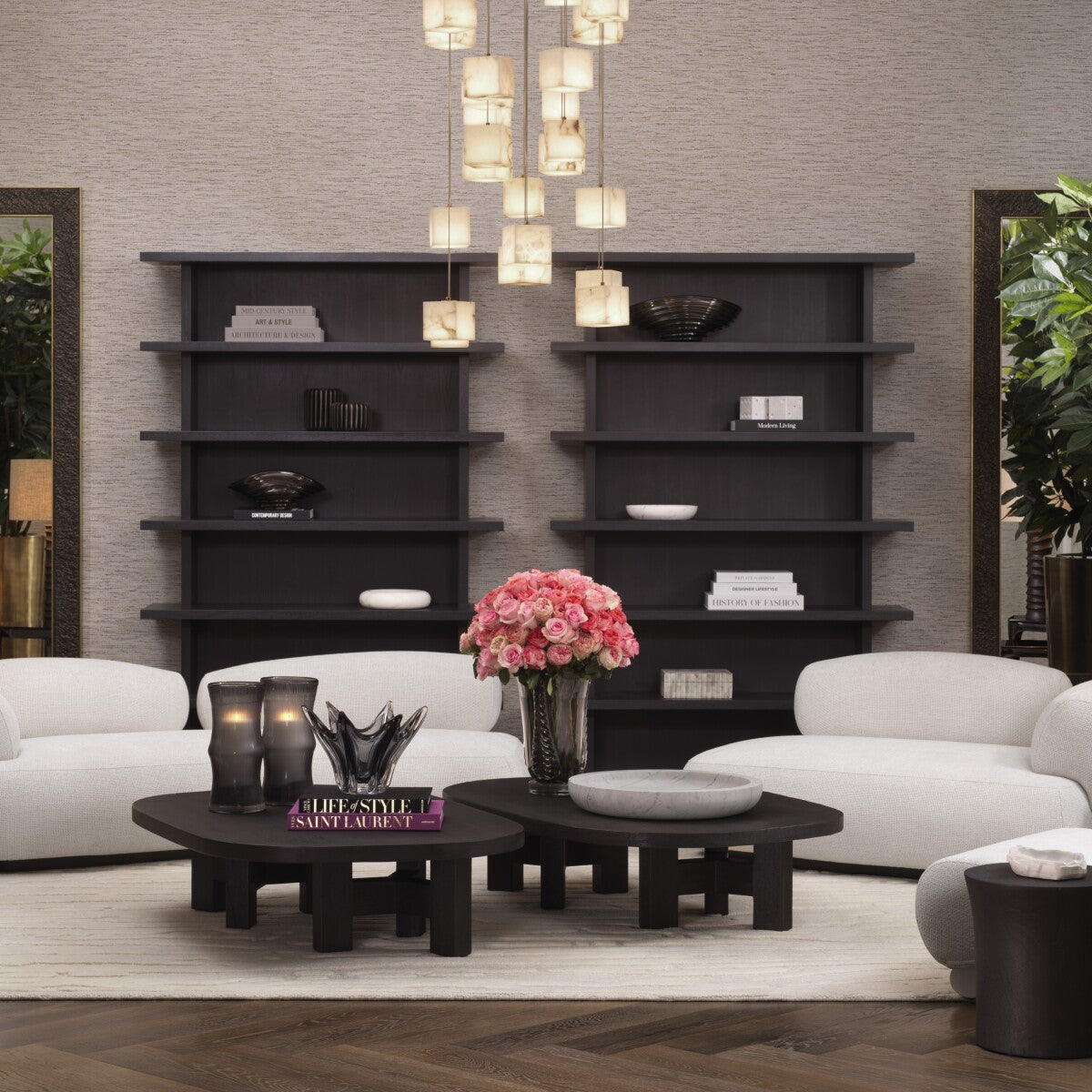Off-White Classic Sofa Cabrera | Eichholtzmh.com