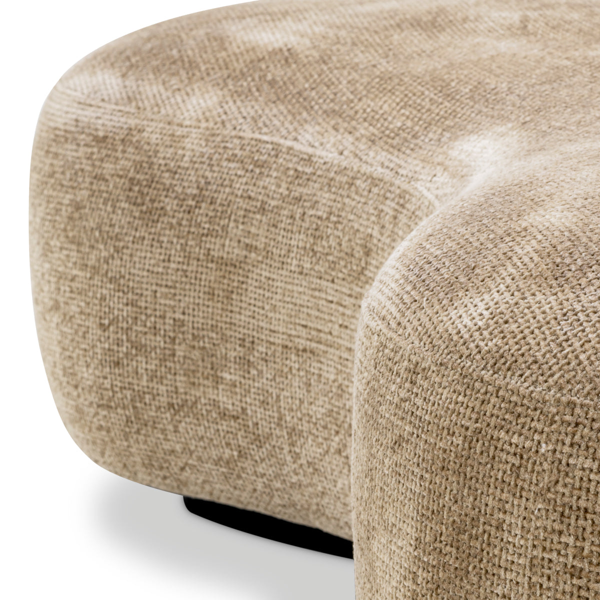 Curved Upholstered Bench Bjorn | Eichholtzmh.com