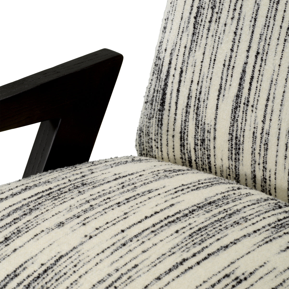 Upholstered Lounge Chair Venosa | Eichholtzmh.com