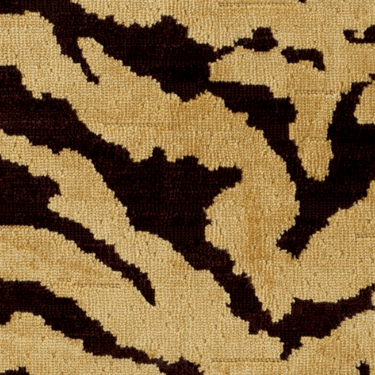 Upholstered Animal Print Sofa Flux | Eichholtzmh.com