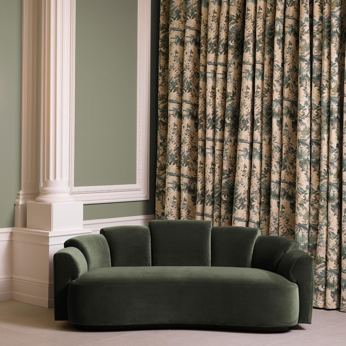 Green Velvet Sofa Marbella | Eichholtzmh.com