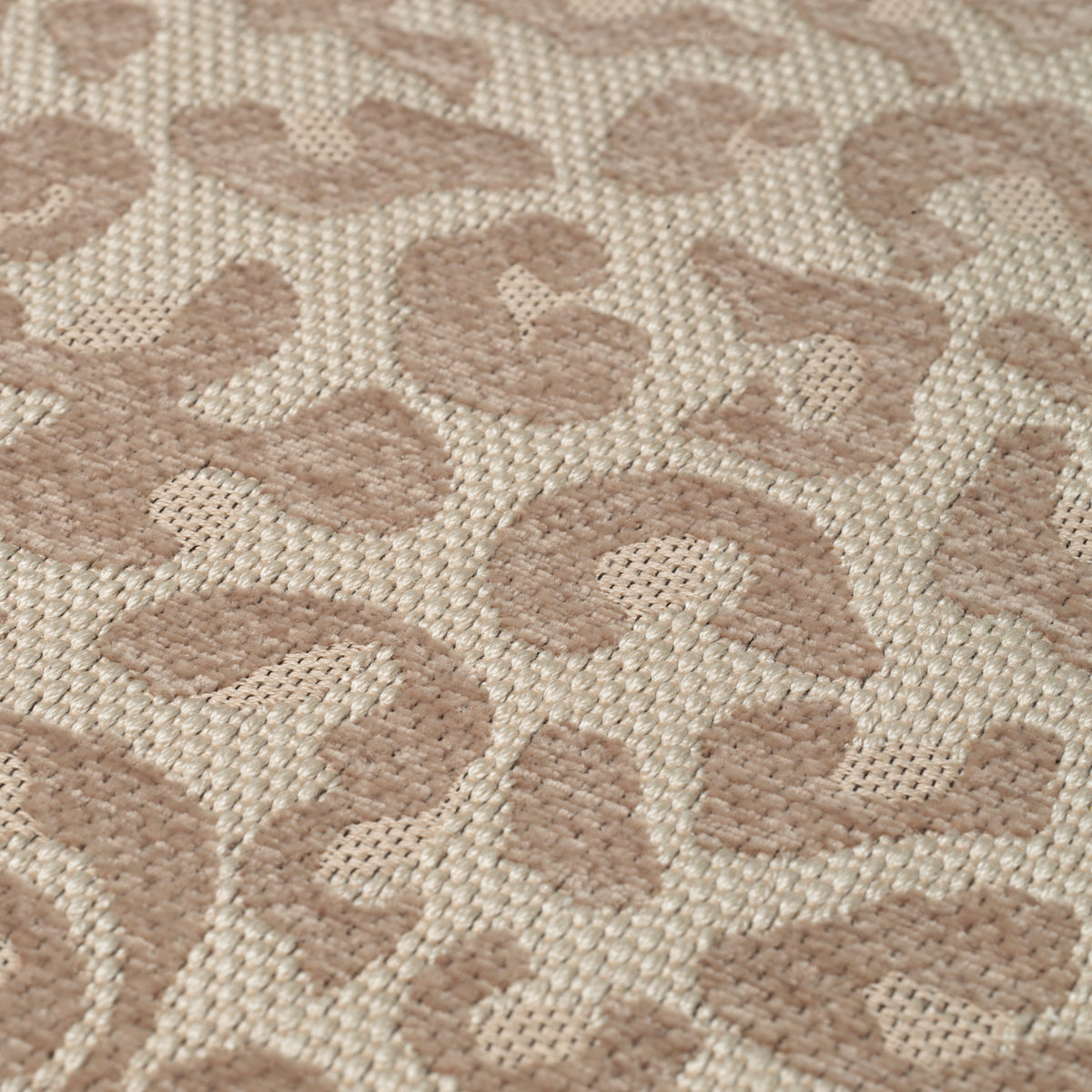 Beige Tasseled Swivel Dining Chair Greer | Eichholtzmh.com