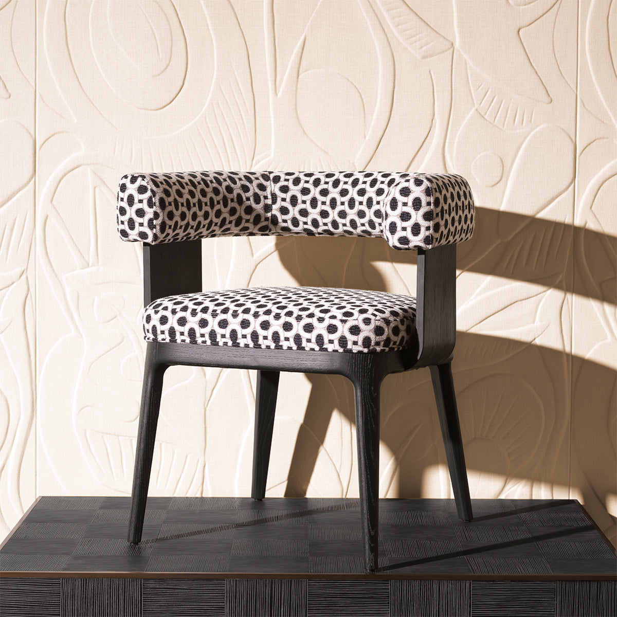 Upholstered Dining Chair Dubois | Eichholtzmh.com 