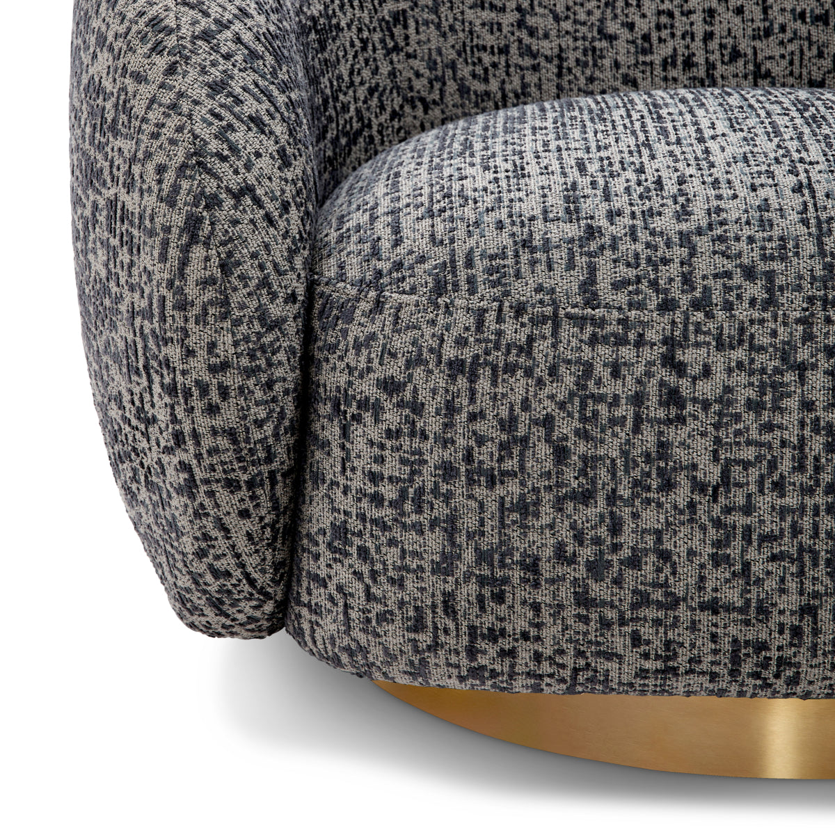 Upholstered Lounge Swivel Chair Brice | D | Eichholtzmh.com